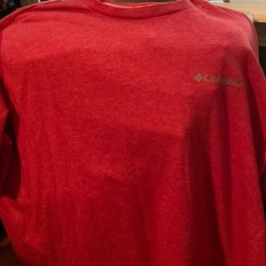 Men large Columbia tshirt